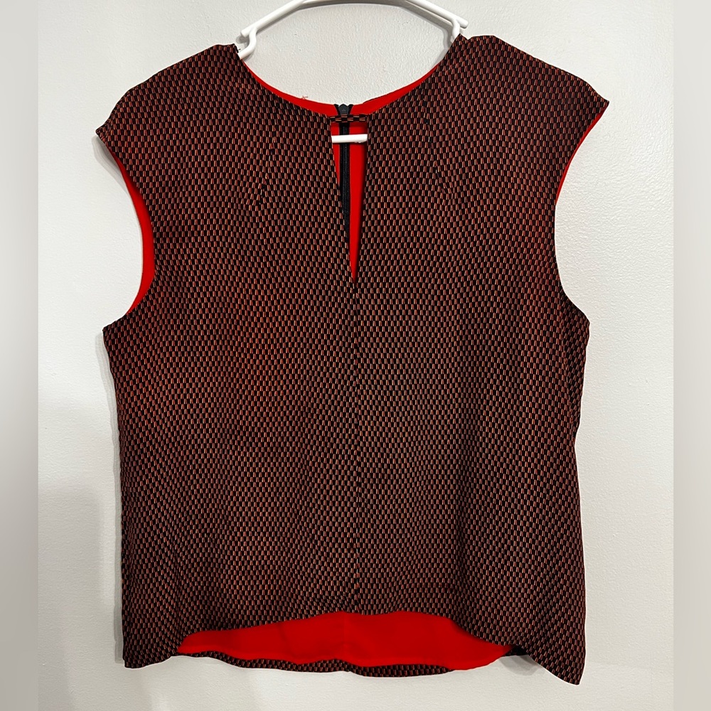 Armani Exchange sleeveless geometic blousy‎ top with keyhole detail Small